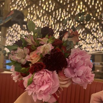 Two Blooms Bouquets - Florists Near Me Two Blooms Bouquets - Florists Near Me