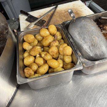 Ave 26 Tacos - Free potatoes! Nice potato guy too! - Tacos Near Me - Los Angeles, California