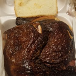 slap Yo Momma Bbq - Chicken quarters were so tender and juicy. The best I've had in town so far. So happy to have them in our neighborhood.