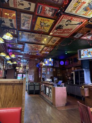 Azteca Restaurant & Lounge by null