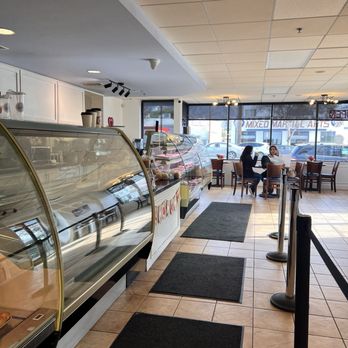 Martino’s Bakery - Bakeries Near Me - Burbank, California Martino’s Bakery - Bakeries Near Me - Burbank, California