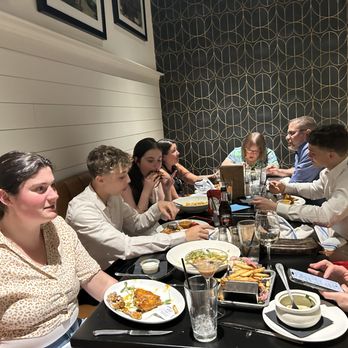 Union & Main - Seating - Breakfast & Brunch Near Me - East Greenwich, Rhode Island Union & Main - Seating - Breakfast & Brunch Near Me - East Greenwich, Rhode Island