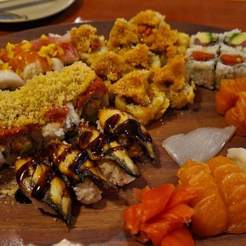 SUSHI CLUB - Updated October 2025 - 326 Photos & 379 Reviews