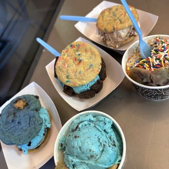 The Baked Bear - Ice Cream & Frozen Yogurt Near Me - San Francisco, California The Baked Bear - Ice Cream & Frozen Yogurt Near Me - San Francisco, California