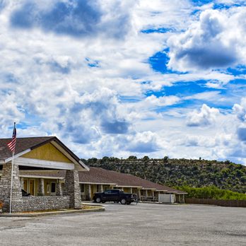Segovia Lodge - The front of the motel - Hotels Near Me - Junction, Texas Segovia Lodge - The front of the motel - Hotels Near Me - Junction, Texas