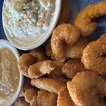 Country Creamery - Shrimp basket with cole slaw and apple sauce. - American Near Me - Selinsgrove, Pennsylvania Country Creamery - Shrimp basket with cole slaw and apple sauce. - American Near Me - Selinsgrove, Pennsylvania