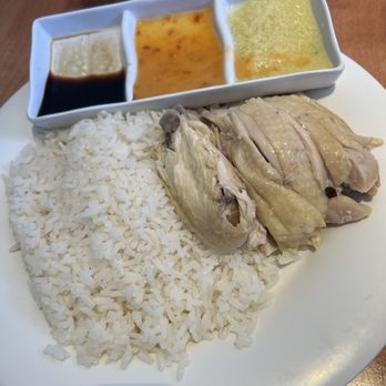 Savoy Kitchen - Hainan Chicken Rice Dark Meat - Asian Fusion Near Me - Alhambra, California Savoy Kitchen - Hainan Chicken Rice Dark Meat - Asian Fusion Near Me - Alhambra, California