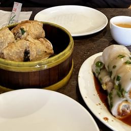 Siu mei, bean curd sheet rolls and chinese fried dough stick in Cheng fun Siu mei, bean curd sheet rolls and chinese fried dough stick in Cheng fun