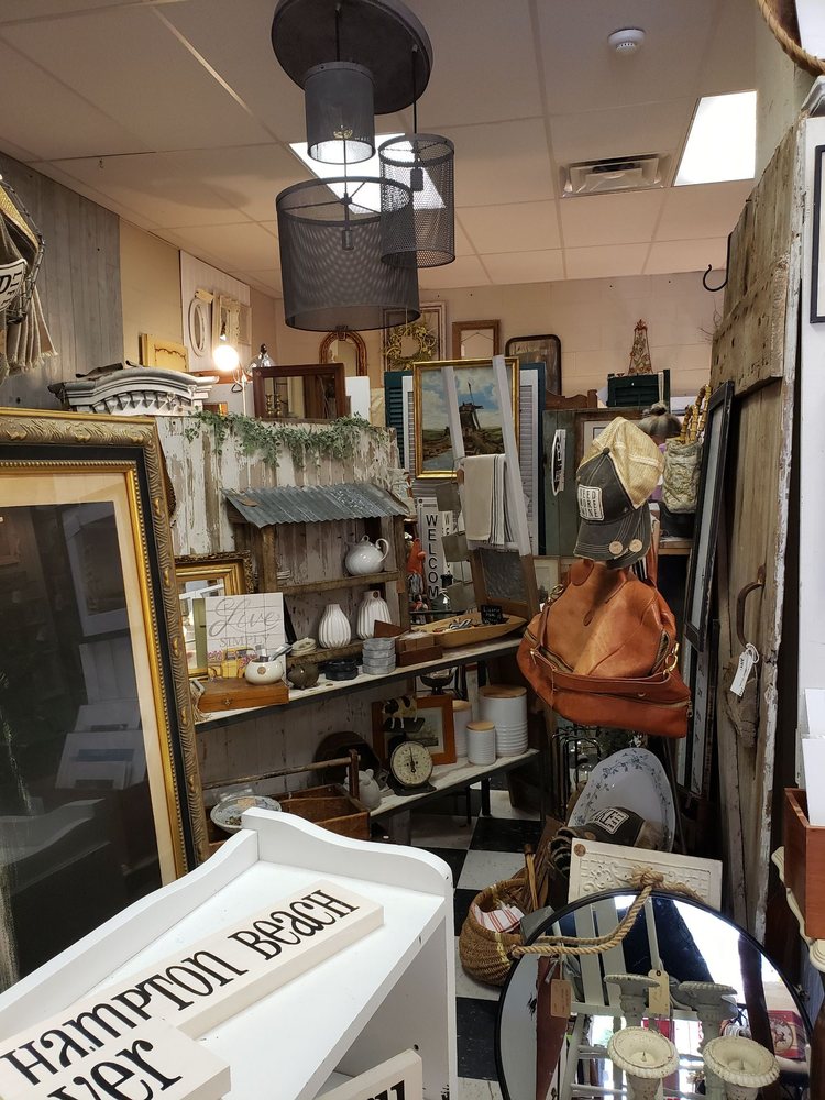 Green Plum Vintage Goods Image