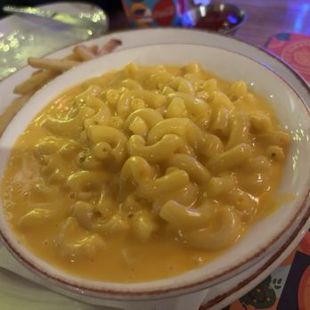 Wind & Waves Grill - Mac N'Cheese - Cocktail Bars Near Me - Vero Beach, Florida