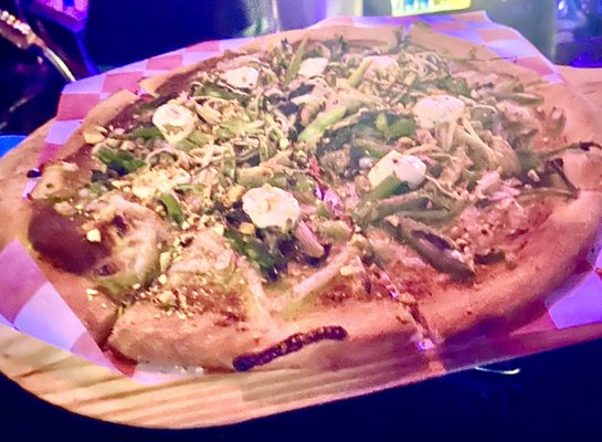 Munchie's Pizza Club by null