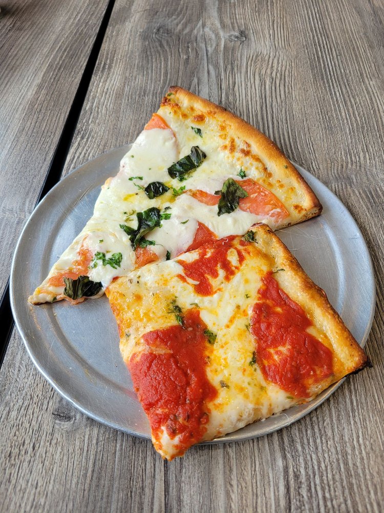 Valentino's Pizzeria Logo