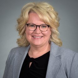 Merit Law Group - Tracie Reynolds, Paralegal