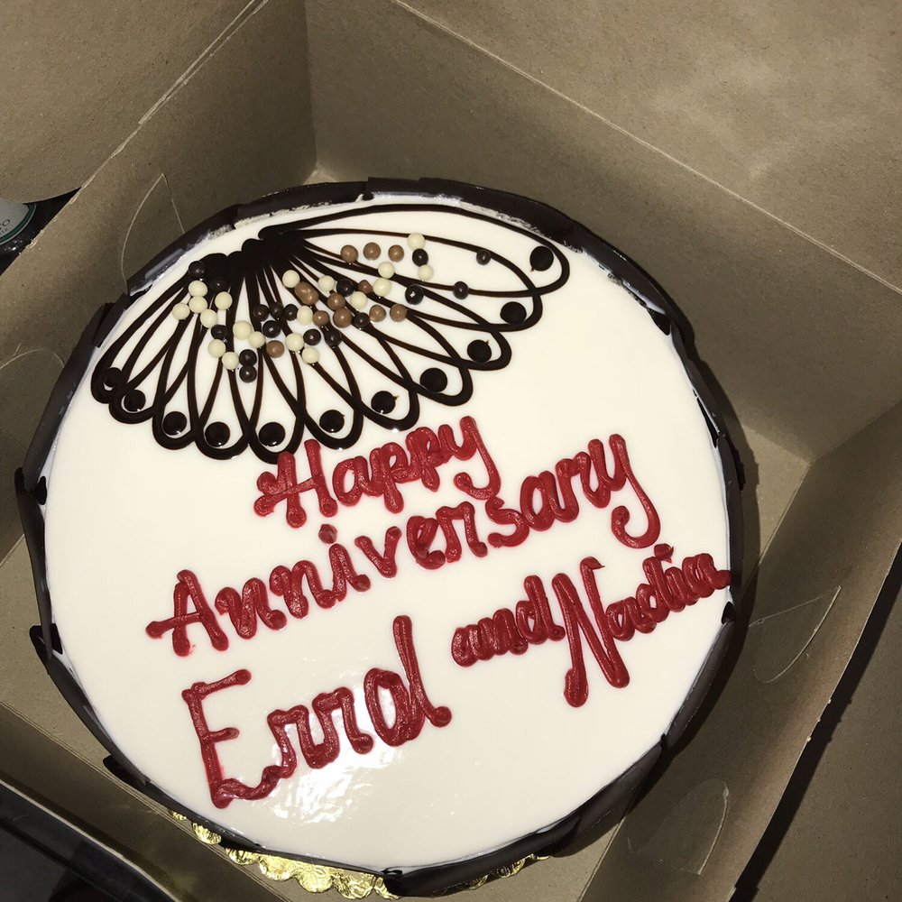 Lulu's Bakery - Bakeries Near Me - Fresh Meadows, New York