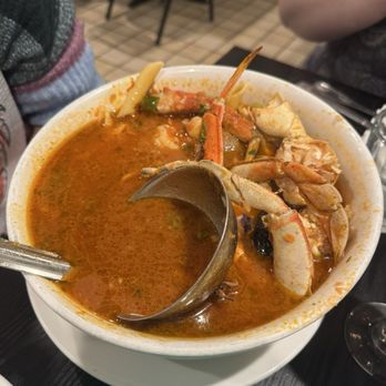 Sotto Mare - The "Best Damn Crab Cioppino" - Seafood Near Me - San Francisco, California Sotto Mare - The "Best Damn Crab Cioppino" - Seafood Near Me - San Francisco, California