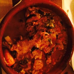 Mariso - Mein Muscheltopf mit Gemüse in Tomatensugo und mit Käse überbacken