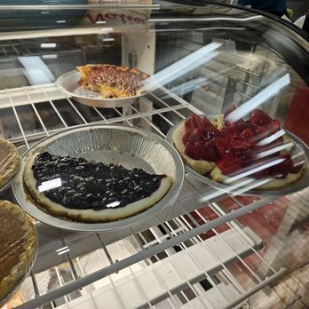 Nation's Giant Hamburgers - Blueberry Cheesecake and Strawberry Cheesecake - Burgers Near Me - Vacaville, California Nation's Giant Hamburgers - Blueberry Cheesecake and Strawberry Cheesecake - Burgers Near Me - Vacaville, California