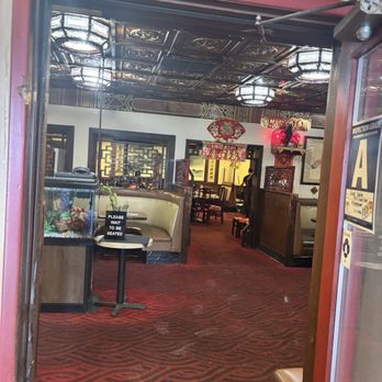 Great Castle Chinese Restaurant - Walking in the front door - Chinese Near Me - Bakersfield, California Great Castle Chinese Restaurant - Walking in the front door - Chinese Near Me - Bakersfield, California