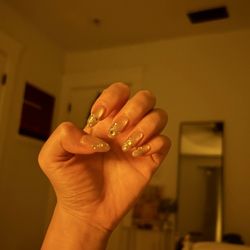 Quality Nails & Spa