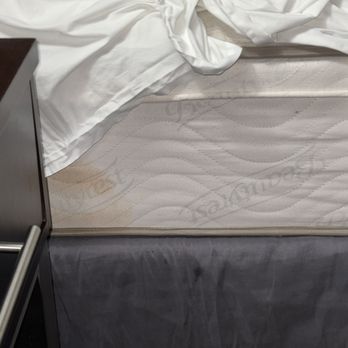 Hotel Solares - Stains from mattress - Hotels Near Me - Santa Cruz, California Hotel Solares - Stains from mattress - Hotels Near Me - Santa Cruz, California