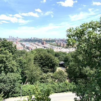 Fort Tryon Park - Blink & U Just Got There: (I Love The BX In ALL Its Glory, But The Bronx Never Looked This Good From This Side Of NYC) - Parks Near Me - New York, New York Fort Tryon Park - Blink & U Just Got There: (I Love The BX In ALL Its Glory, But The Bronx Never Looked This Good From This Side Of NYC) - Parks Near Me - New York, New York