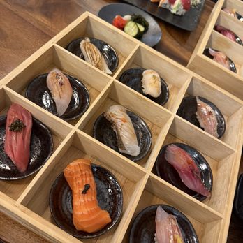 Taberu Sushi - 9 piece sushi set - Japanese Near Me - Santa Ana, California