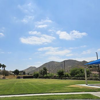 Summerhill park - Parks Near Me - Lake Elsinore, California Summerhill park - Parks Near Me - Lake Elsinore, California