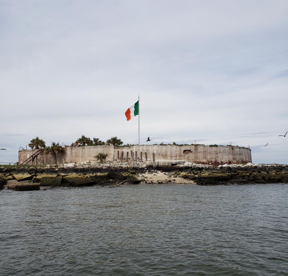 Captain Dans Water Tours Logo