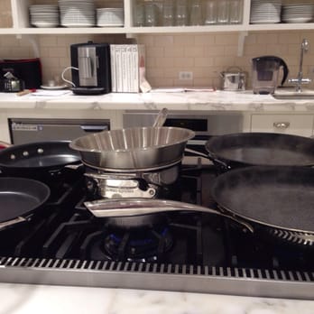 Williams Sonoma - Cooking class. - Kitchen & Bath Near Me - Chicago, Illinois