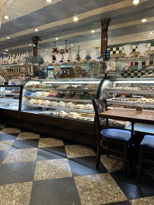 Royal Crown Bakery by null