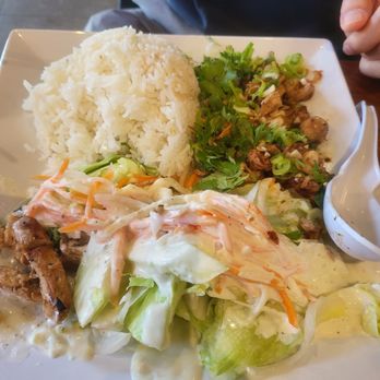 Pho Che - B.B.Q. Chicken Rice Platter - Vietnamese Near Me - Fort Lee, New Jersey