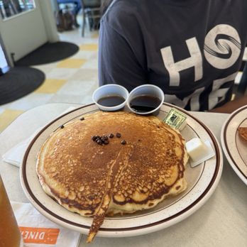 Gold Burger Diner - Chocolate chip pancakes - Diners Near Me - Georgetown, Texas