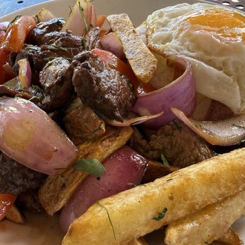La28 - Lomo Saltado w/Fried Egg - Peruvian Near Me - Upland, California La28 - Lomo Saltado w/Fried Egg - Peruvian Near Me - Upland, California