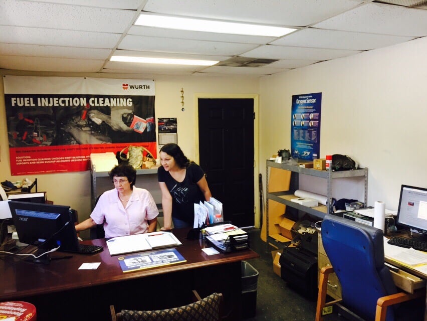 MR. RATCHET AUTOMOTIVE Updated September 2024 16 Photos 220