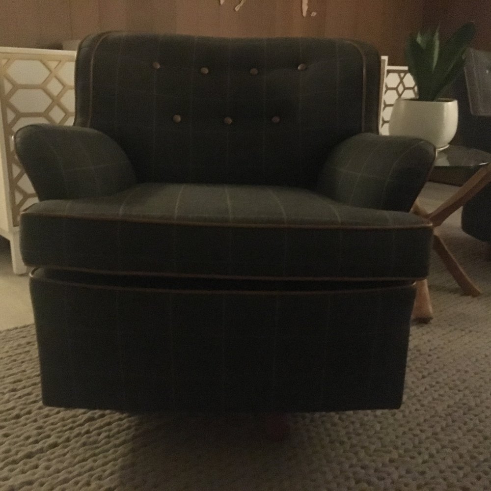 Red Door Upholstery - The other similar, but different chair, same great treatment. - Furniture Reupholstery Near Me - Richmond, California Red Door Upholstery - The other similar, but different chair, same great treatment. - Furniture Reupholstery Near Me - Richmond, California