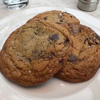 RH Rooftop Restaurant at RH Oak Brook - Chocolate chip cookies - Breakfast & Brunch Near Me - Oak Brook, Illinois RH Rooftop Restaurant at RH Oak Brook - Chocolate chip cookies - Breakfast & Brunch Near Me - Oak Brook, Illinois