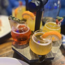Mimosas Social Club - Mimosa Flight