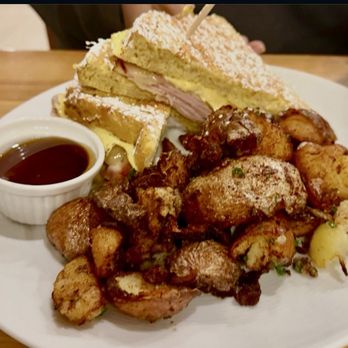 Oak & Honey - Monte Cristo - Sandwiches Near Me - Chicago, Illinois Oak & Honey - Monte Cristo - Sandwiches Near Me - Chicago, Illinois