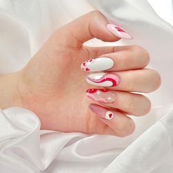 Polish Nail And Beauty Spa - Valentine's nail
