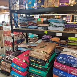 Pine Country Feed & Pet Supply