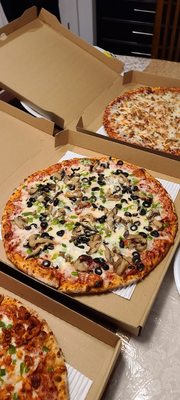 Stone Creek Pizza by null