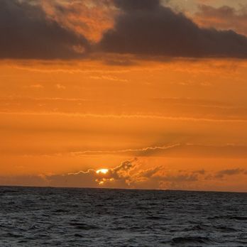 Capt Andy's - Sunset - Boat Tours Near Me - Ele'ele, Hawaii