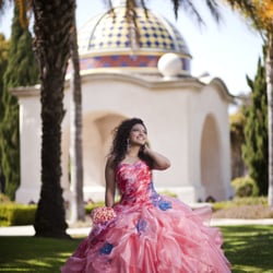 Aurora's Bridal - Quinceañera Magazine Advertisement Photo