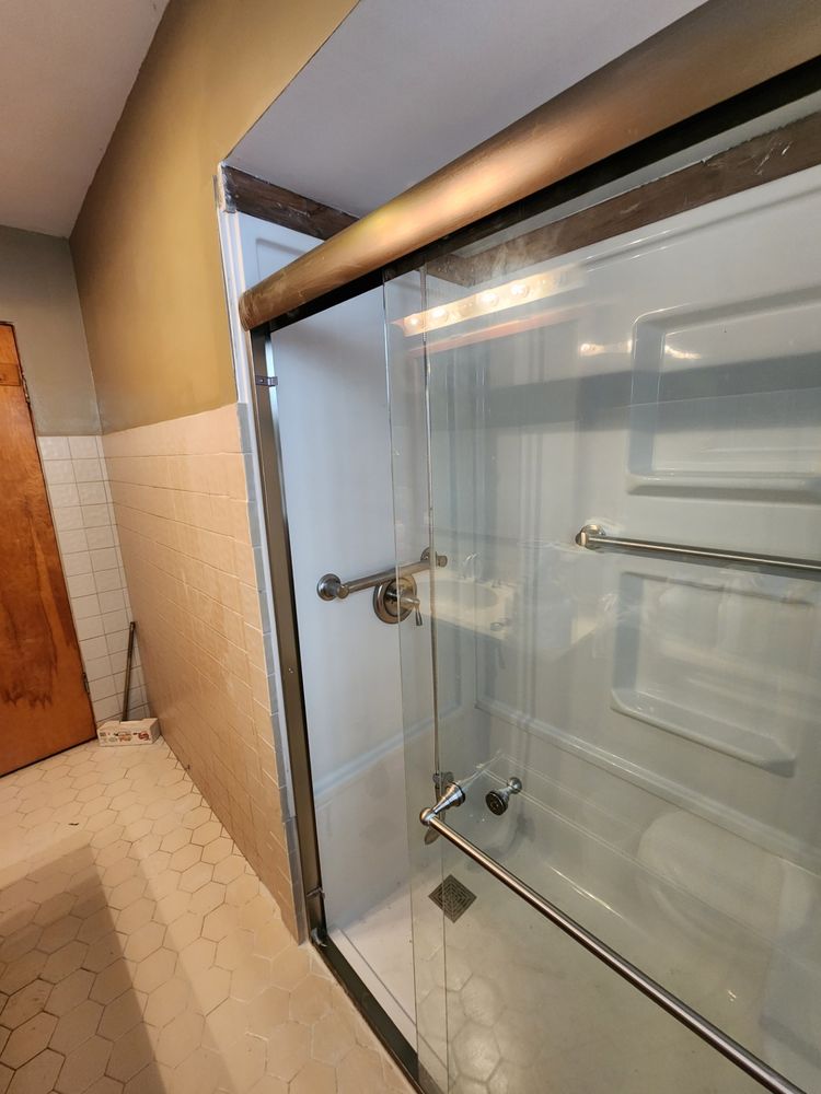 Slide of Raavels Restorations