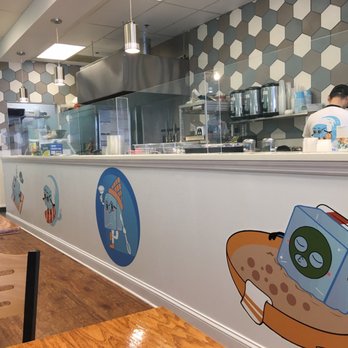 Ice Point Cafe - Cute inside! - Bubble Tea Near Me - Franklin, Tennessee