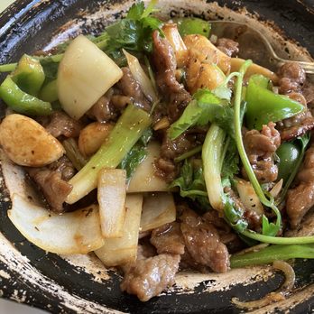 Kevin's Kitchen - Beef with wine and garlic - Hong Kong Style Cafe Near Me - Honolulu, Hawaii