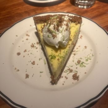 Houston's Restaurant - Key Lime Pie - New American Near Me - Scottsdale, Arizona Houston's Restaurant - Key Lime Pie - New American Near Me - Scottsdale, Arizona