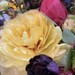Rebel Girl Floral - Smells so good