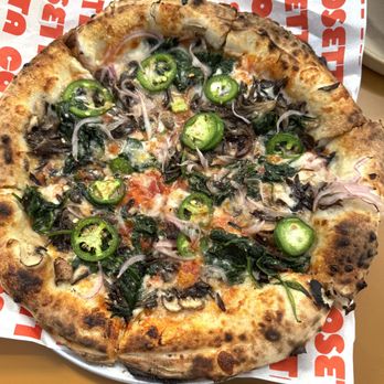 Cosetta - Veg Supreme Pizza - Italian Near Me - Santa Monica, California