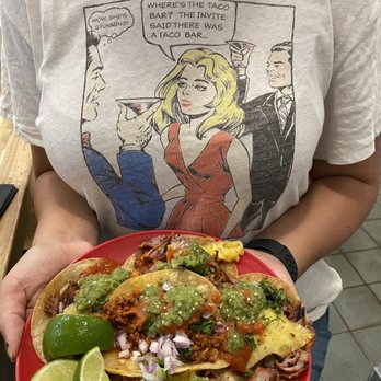 Taqueria Ramirez - Al pastor and longaniza tacos with tons of hot sauce - Mexican Near Me - Brooklyn, New York Taqueria Ramirez - Al pastor and longaniza tacos with tons of hot sauce - Mexican Near Me - Brooklyn, New York